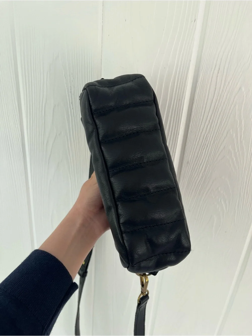 Madewell Transport Camera Bag | Puff Edition in Black - Picture 4 of 6